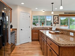 Home Design Ideas: Integrating a Butler’s Pantry 